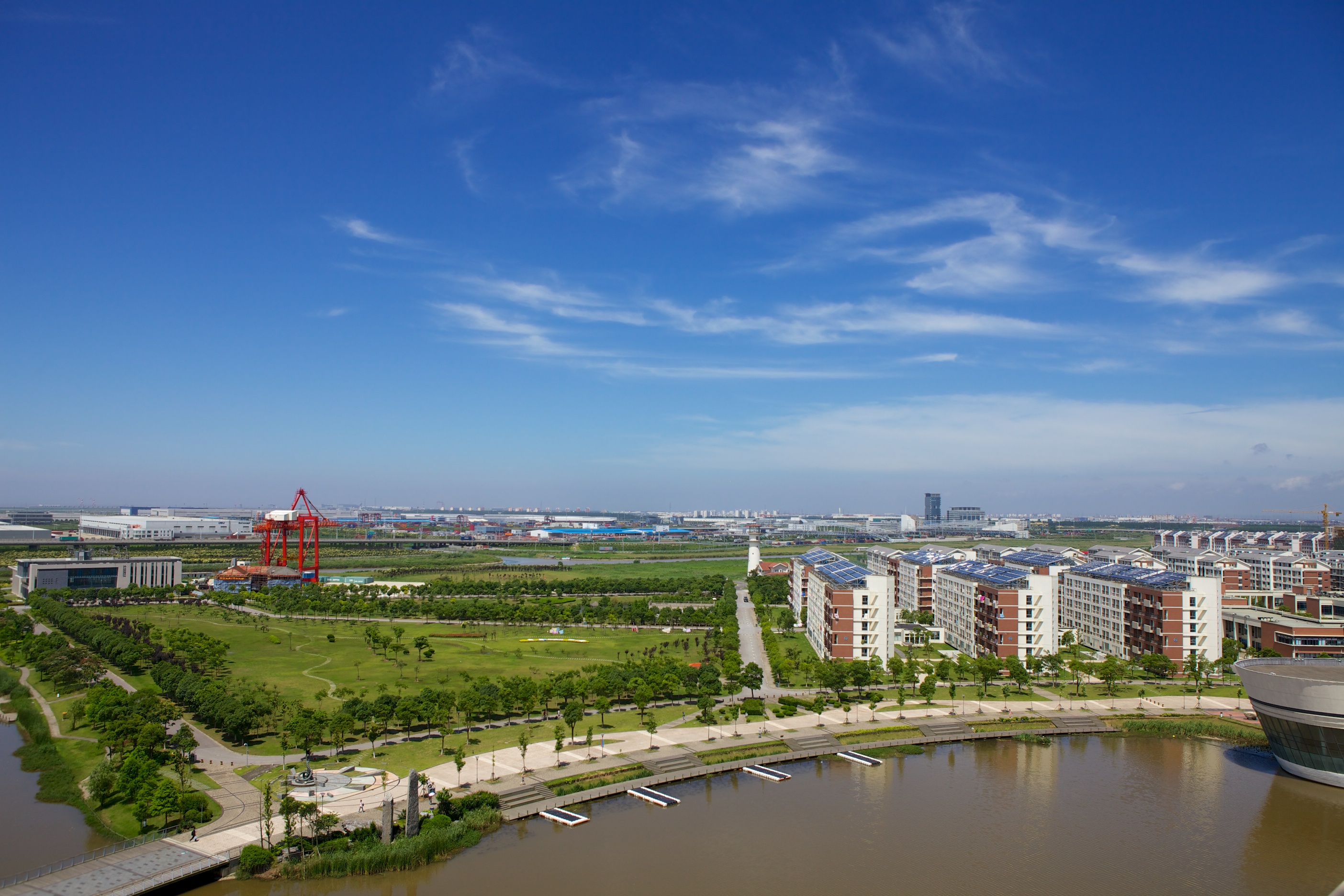 俯瞰校園