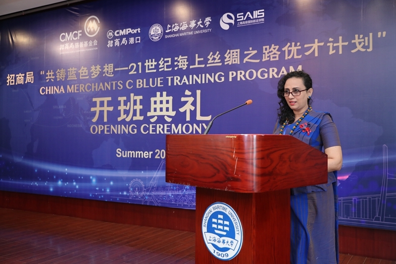 學員代表Aparna Minoli致辭