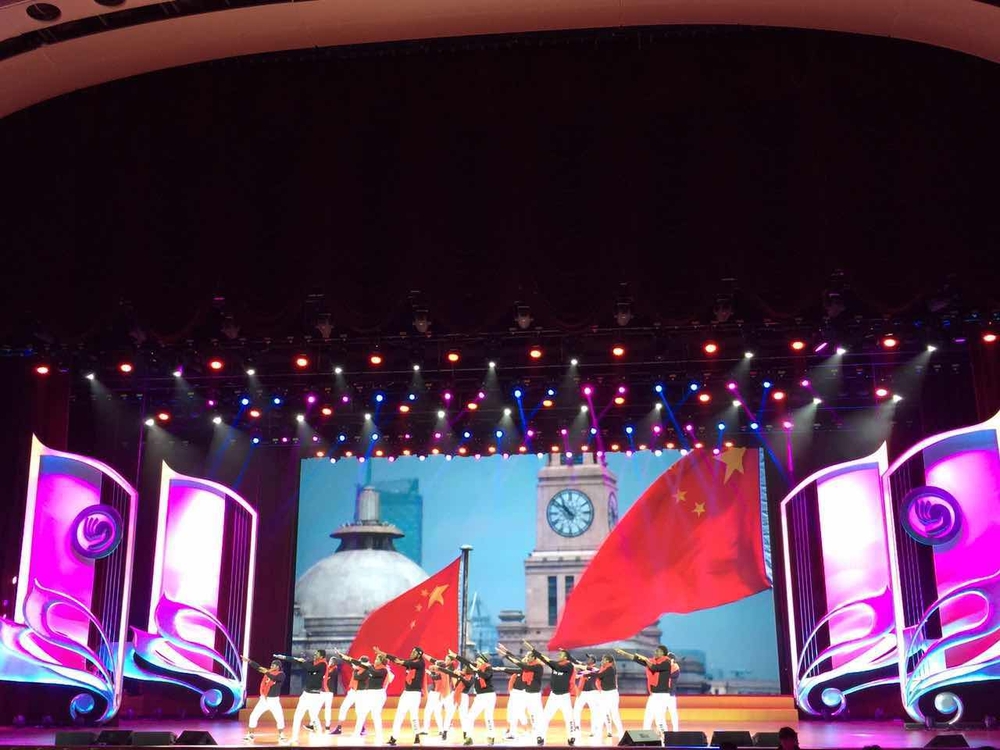 我校留學生表演中國范