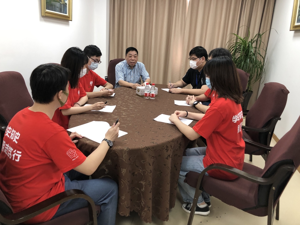 采訪中國航海學會副秘書長顧維國