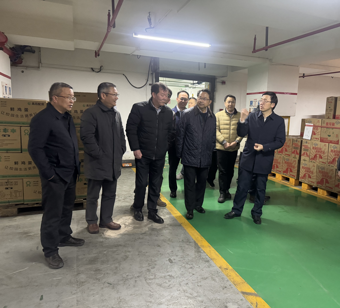 參觀上海高校冷鏈物流有限公司冷鏈基地
