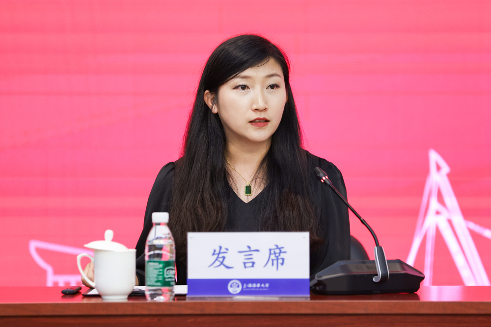 青年教師代表付薔交流發(fā)言