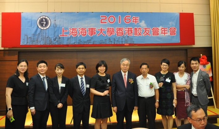 香港各界社會團體代表合影