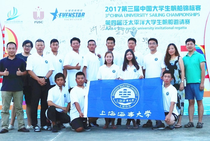 我校代表隊師生合影