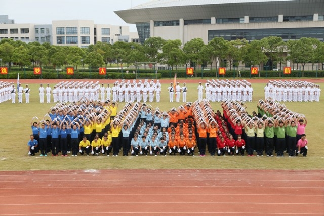 學生團體表演