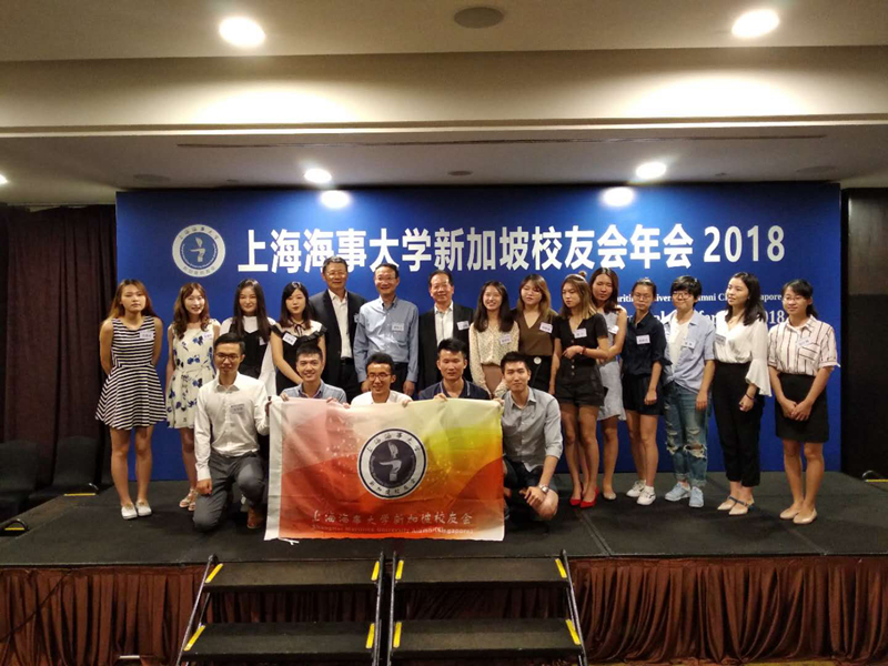 2010年后入學校友合影