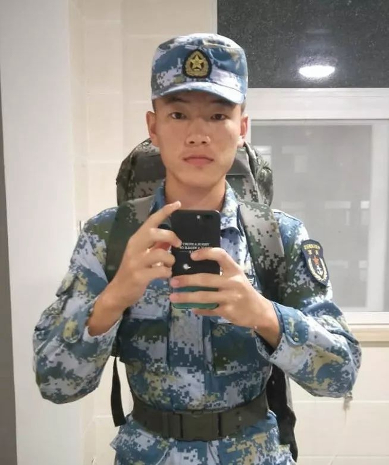 戎裝留念