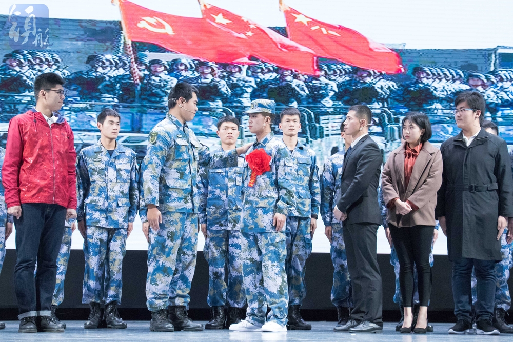 建軍90周年專(zhuān)題劇演《當(dāng)祖國(guó)召喚時(shí)》