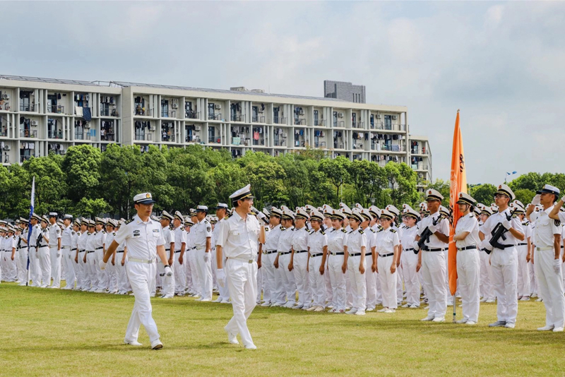 黃有方校長檢驗軍訓成果