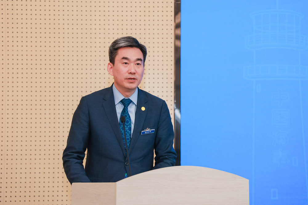 初北平校長當(dāng)選海事法律專委會主任委員并致辭