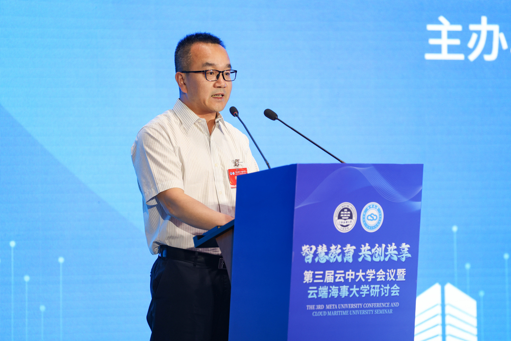 上海市教育委員會信息化工作處處長韓崇虎致辭
