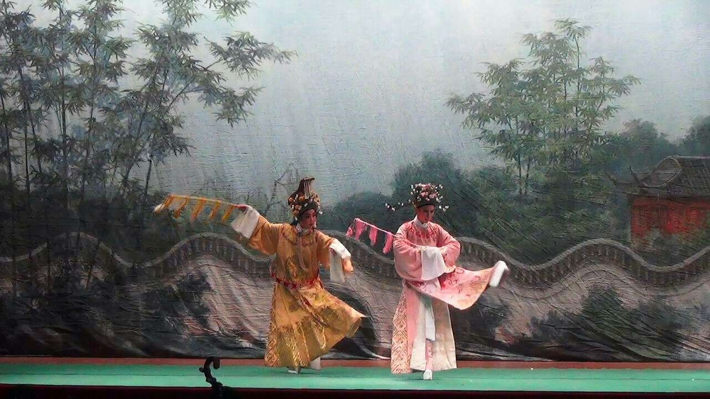 《孟麗君·游上林》（樊婷婷、毛春梅）
