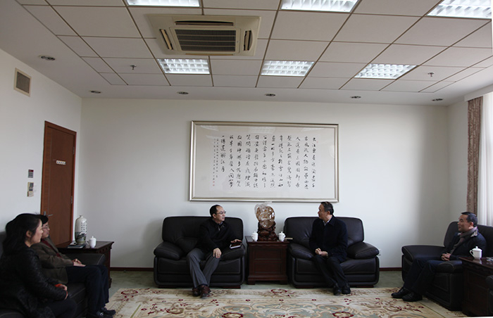 金永興書記與張宇祥鎮(zhèn)長就加強合作進行交流