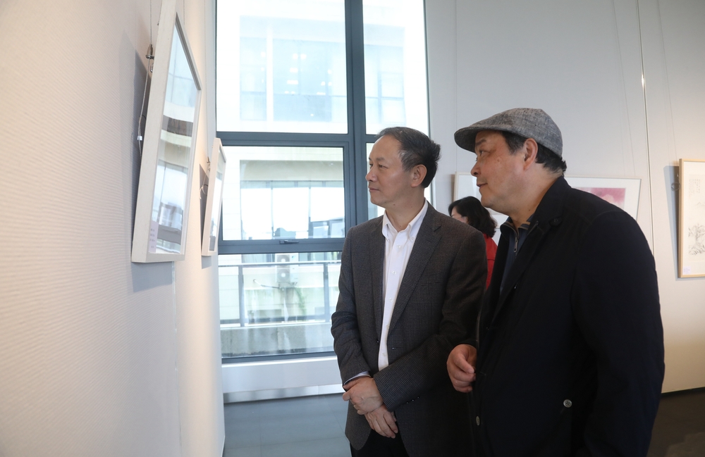 金永興書記出席“文心游藝”上海新銳五人畫展開幕式