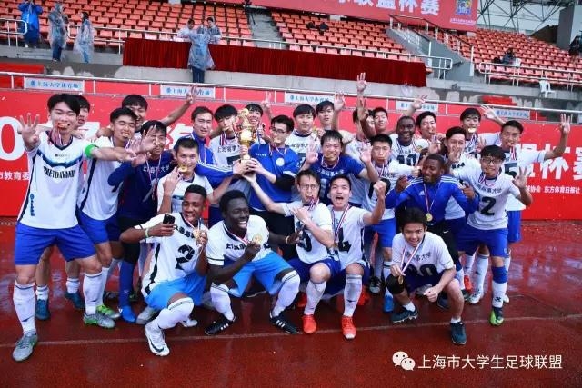 奪冠合影