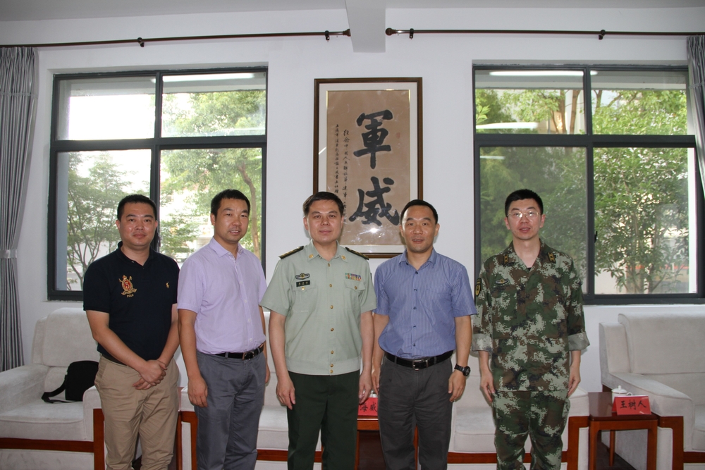 慰問上海武警第九支隊