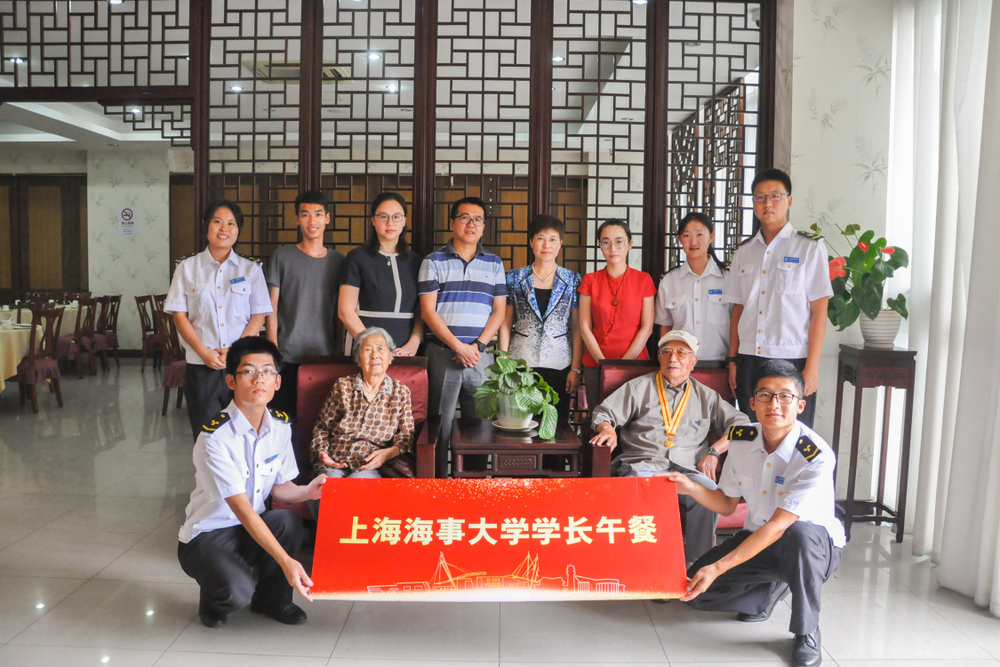 我校舉行第四期“學長午餐”活動
