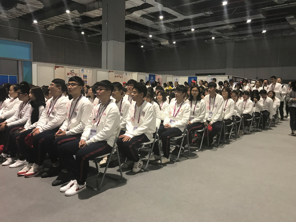 志愿者們正在接受培訓