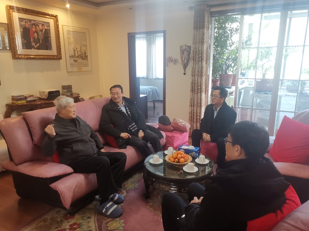 黃有方校長看望交通運輸部原副部長林祖乙