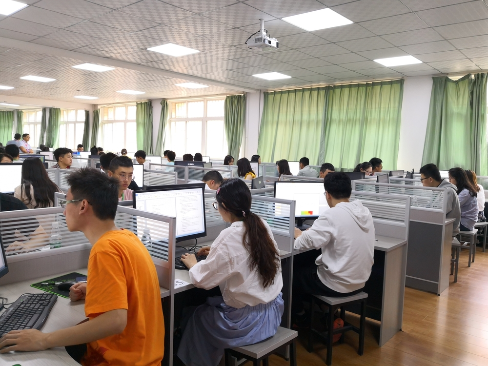 學生比賽現場