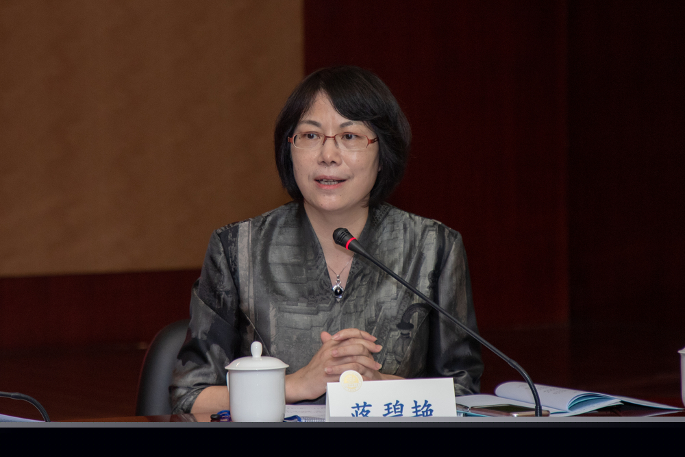 民進(jìn)上海市委副秘書長兼組織部部長蔣碧艷講話