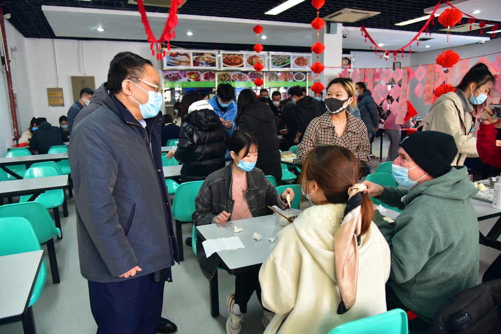 檢查食堂
