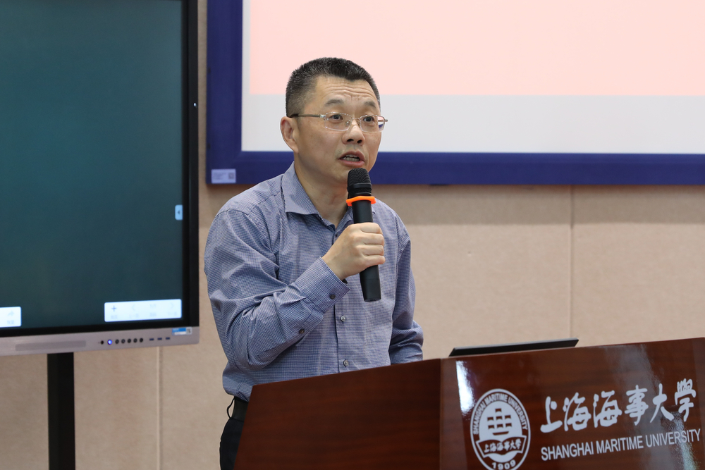 陸校長講話