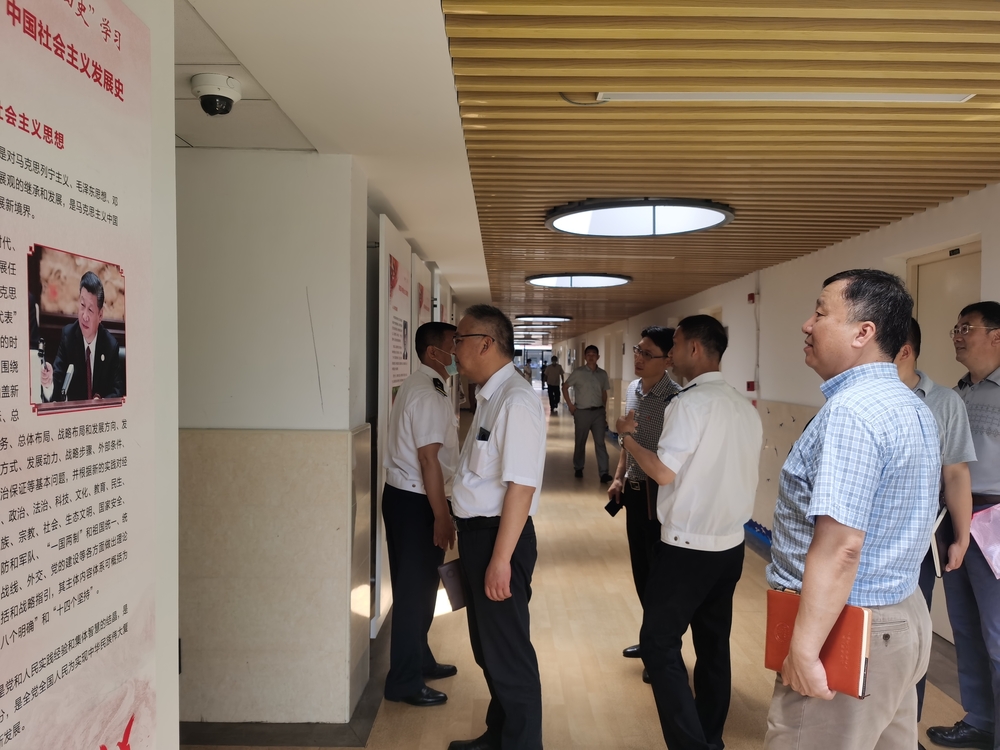 徐德明副校長一行參觀宿舍樓