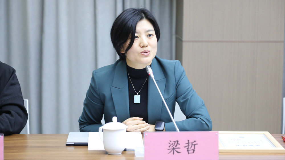 北京盛倫國際物流有限公司人力資源總經理梁哲講話