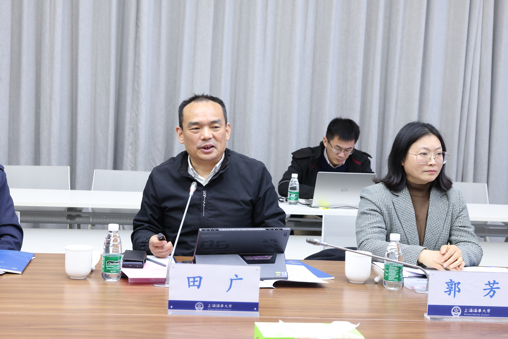 田廣總工程師交流科研領(lǐng)域和成果