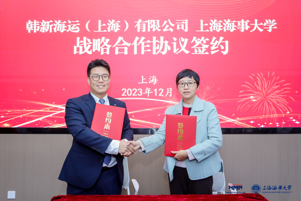 賀書記與黃總簽訂戰(zhàn)略合作協(xié)議2