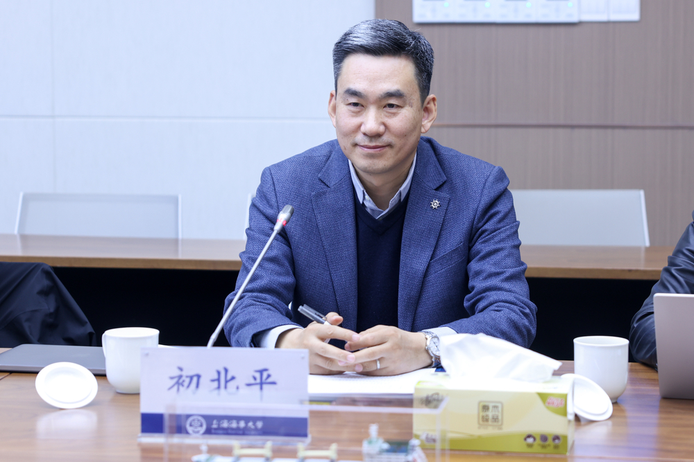 初北平校長講話