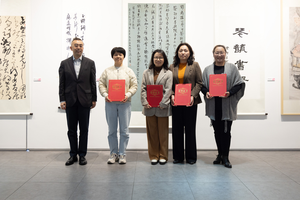 頒發參展證書-2