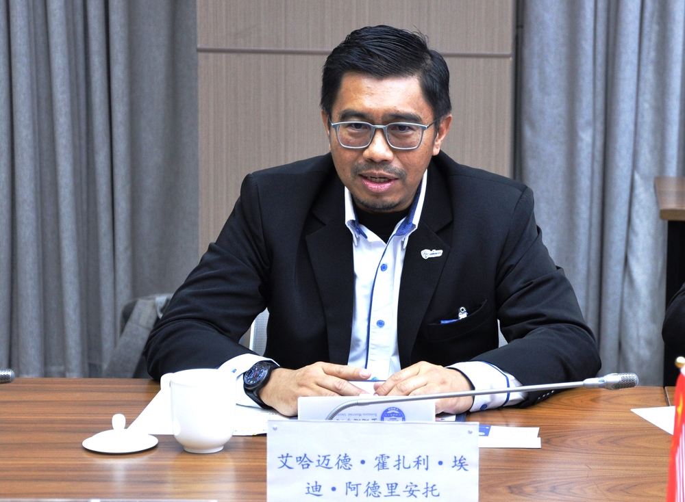 艾哈邁德?霍扎利?埃迪?阿德里安托總裁致辭