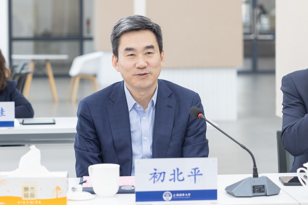 初北平校長講話