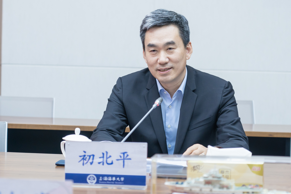初北平校長講話