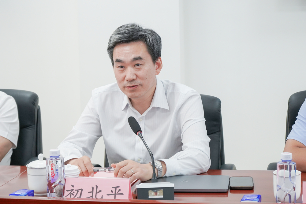 初北平校長講話