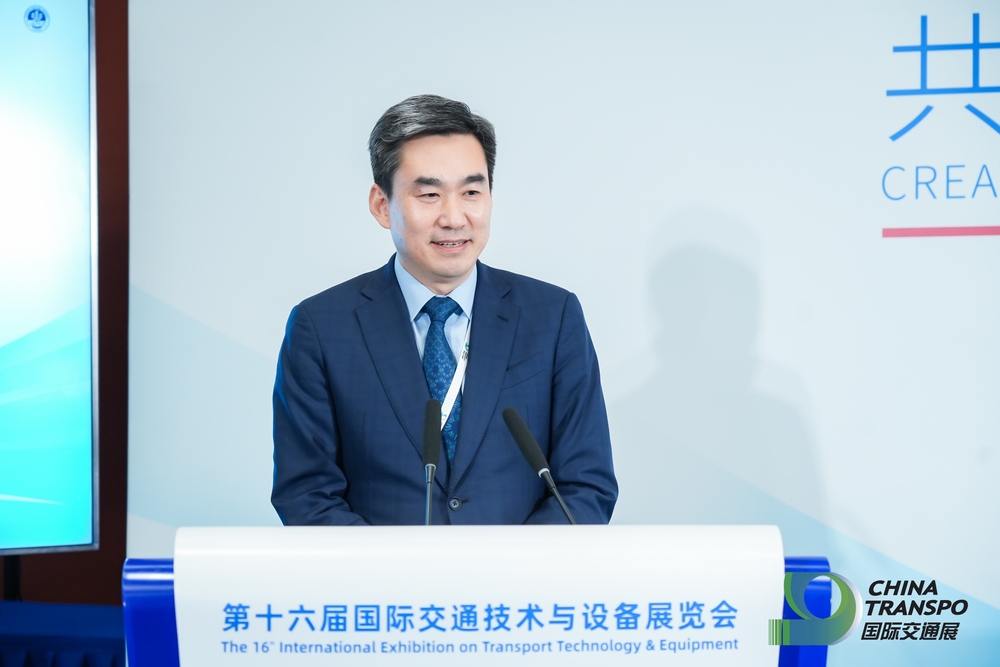 校長(zhǎng)初北平講話