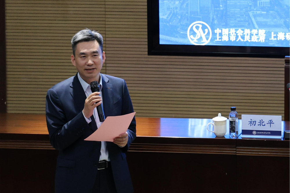 初北平校長主持講座