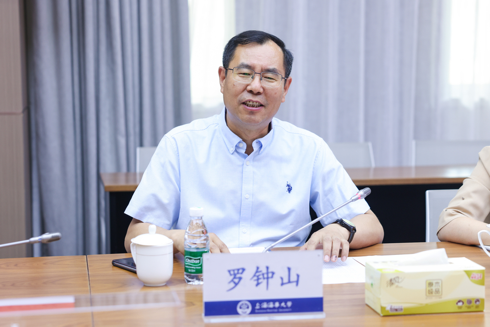 羅鐘山講話