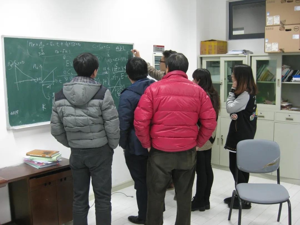 數學系老師為學生考研免費輔導