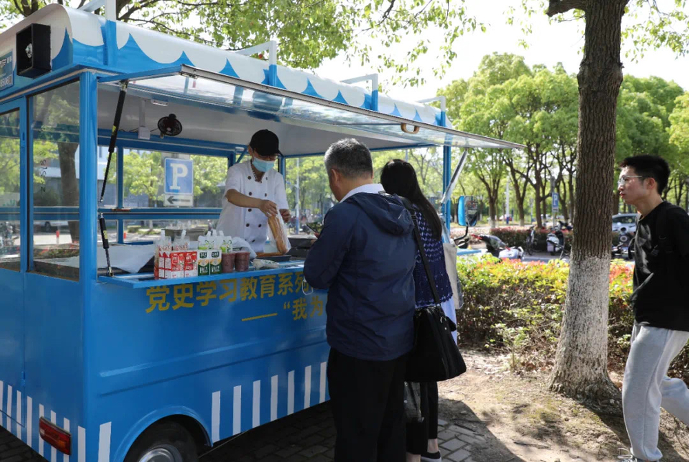 流動早餐車