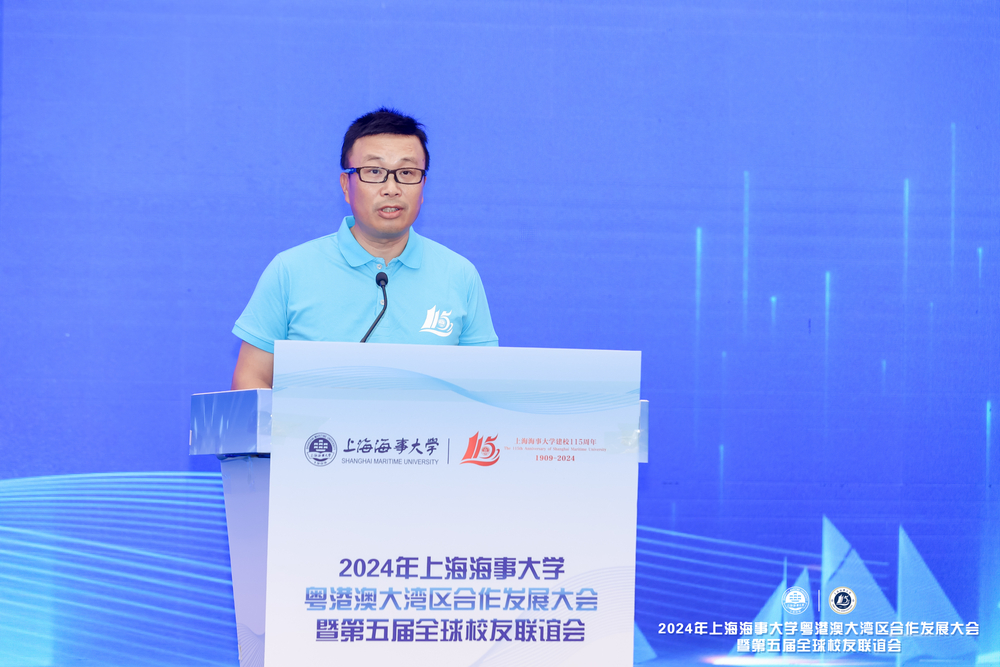 印尼校友會會長潘旭東發言
