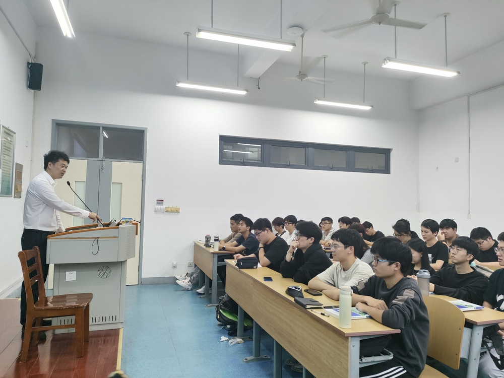 鄭瑞環老師聯系學生團支部