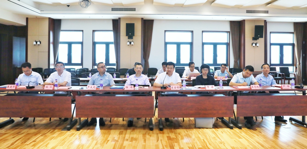 學校領導班子一行走訪中國極地研究中心