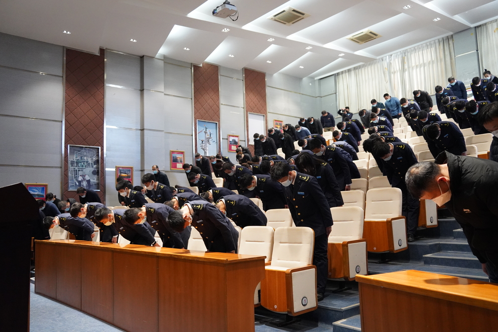 商船學院師生收聽收看江澤民同志追悼大會