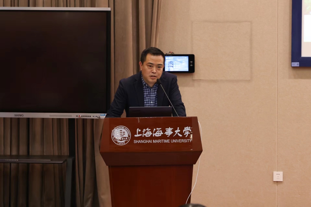 顧衛忠副處長做學生工作總結