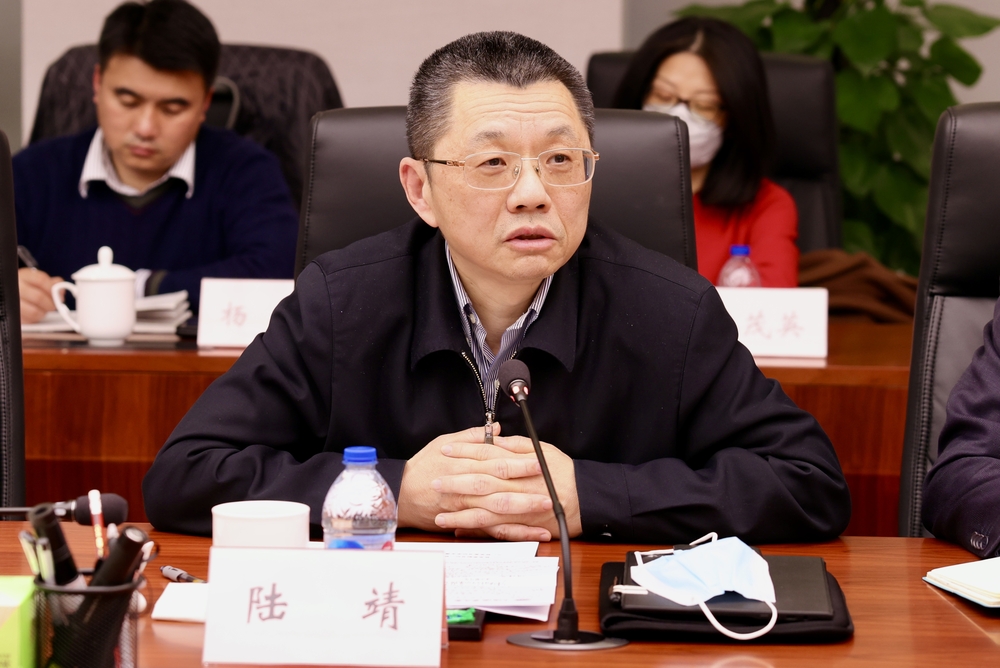 陸靖校長講話