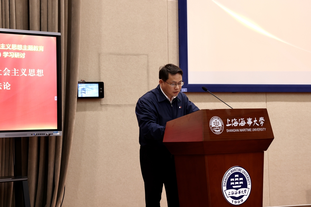 吳先華作交流發言