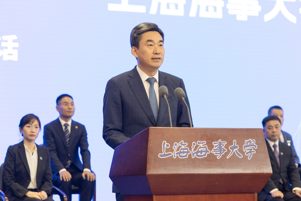 初北平發表講話